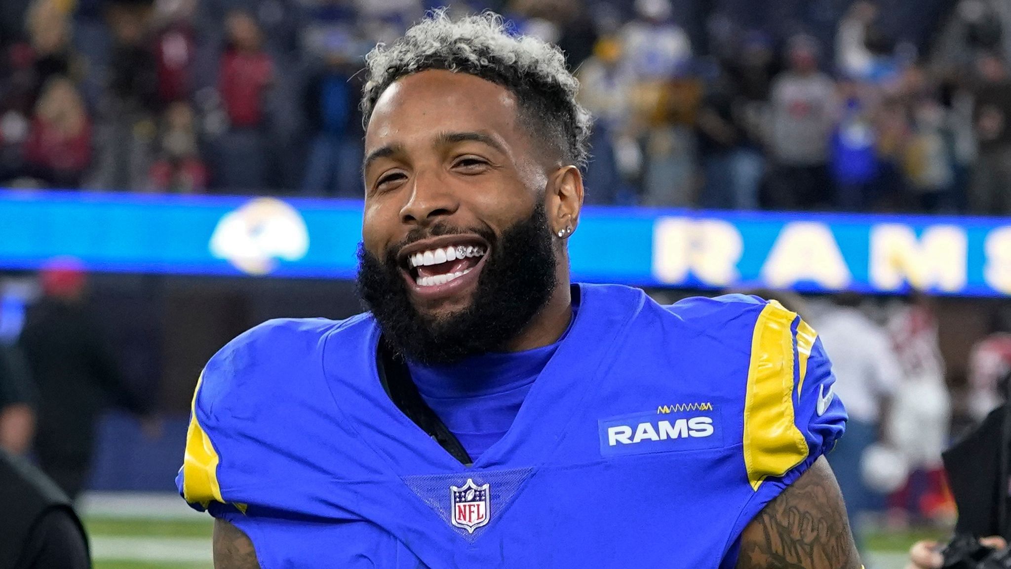 LOOK: Odell Beckham Jr. commissions painting of OBJ with the Rams helping  out OBJ with the Browns 