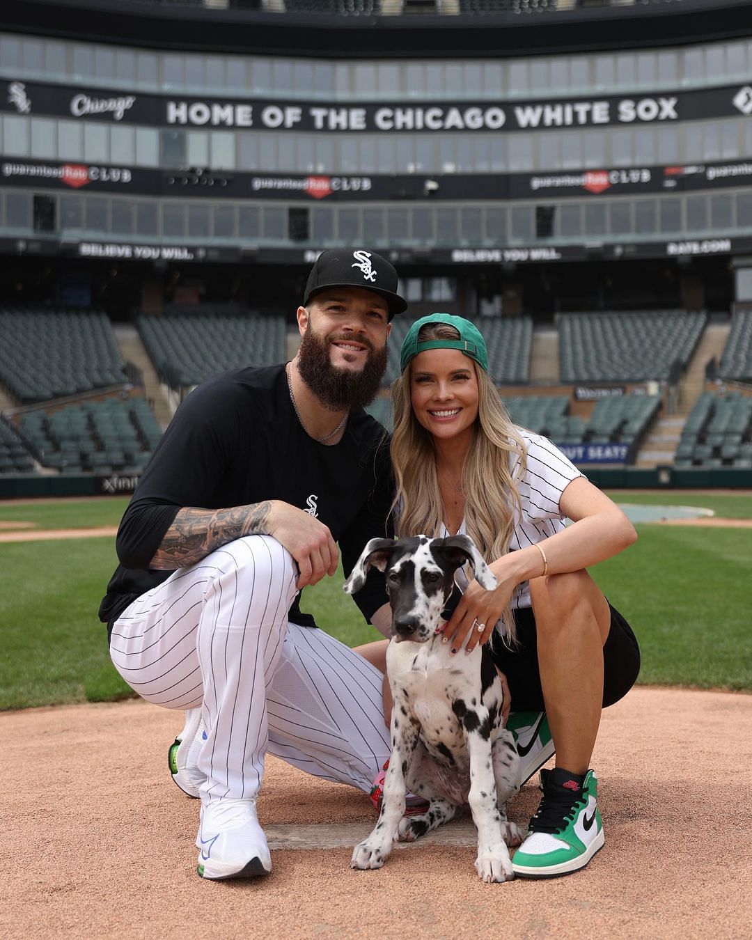 White Sox Pitcher Dallas Keuchel Engaged to MLB Network Host Kelly