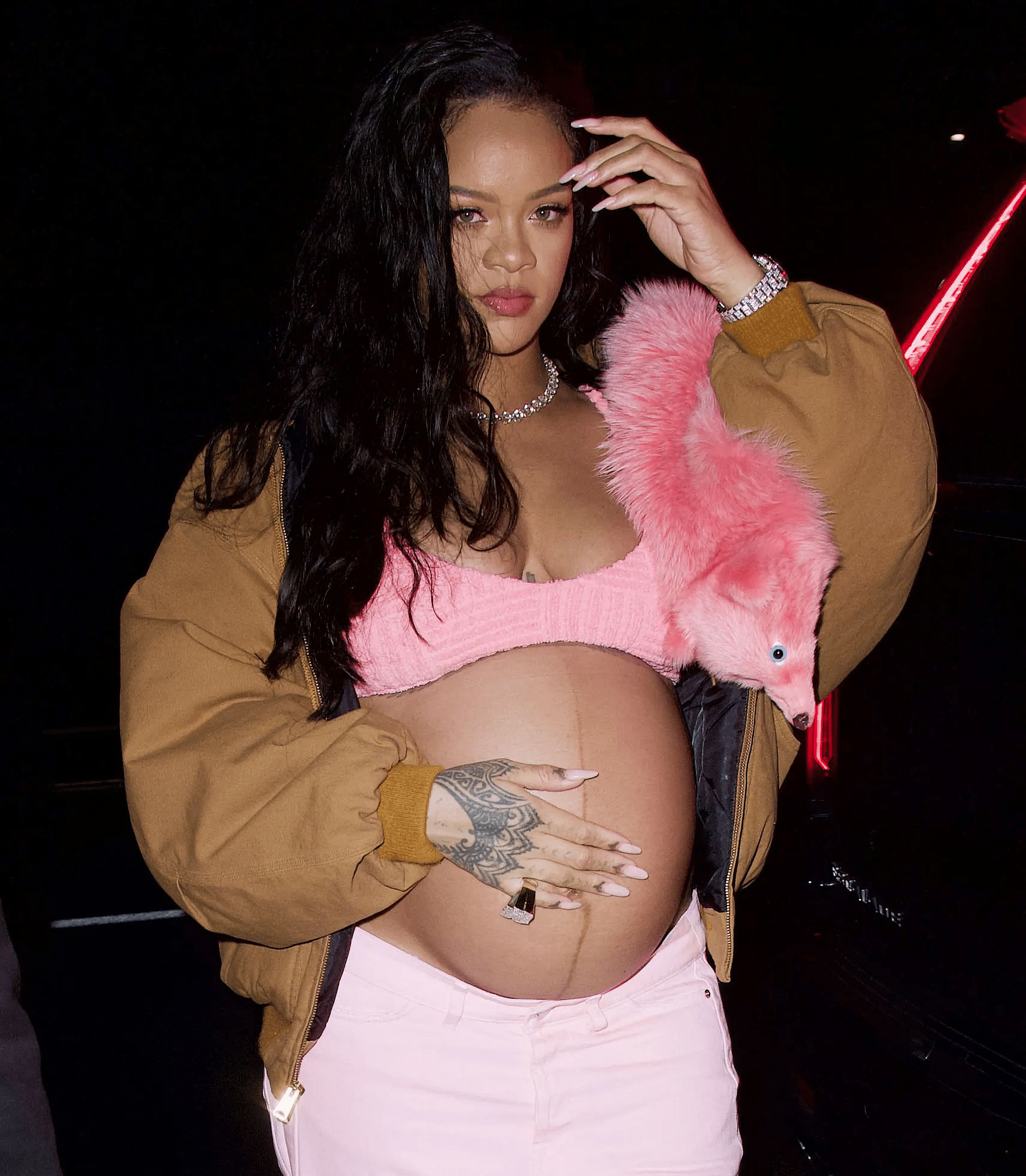 A Pregnant Rihanna Performs Super Bowl LVII Halftime Show: Watch – Rolling  Stone