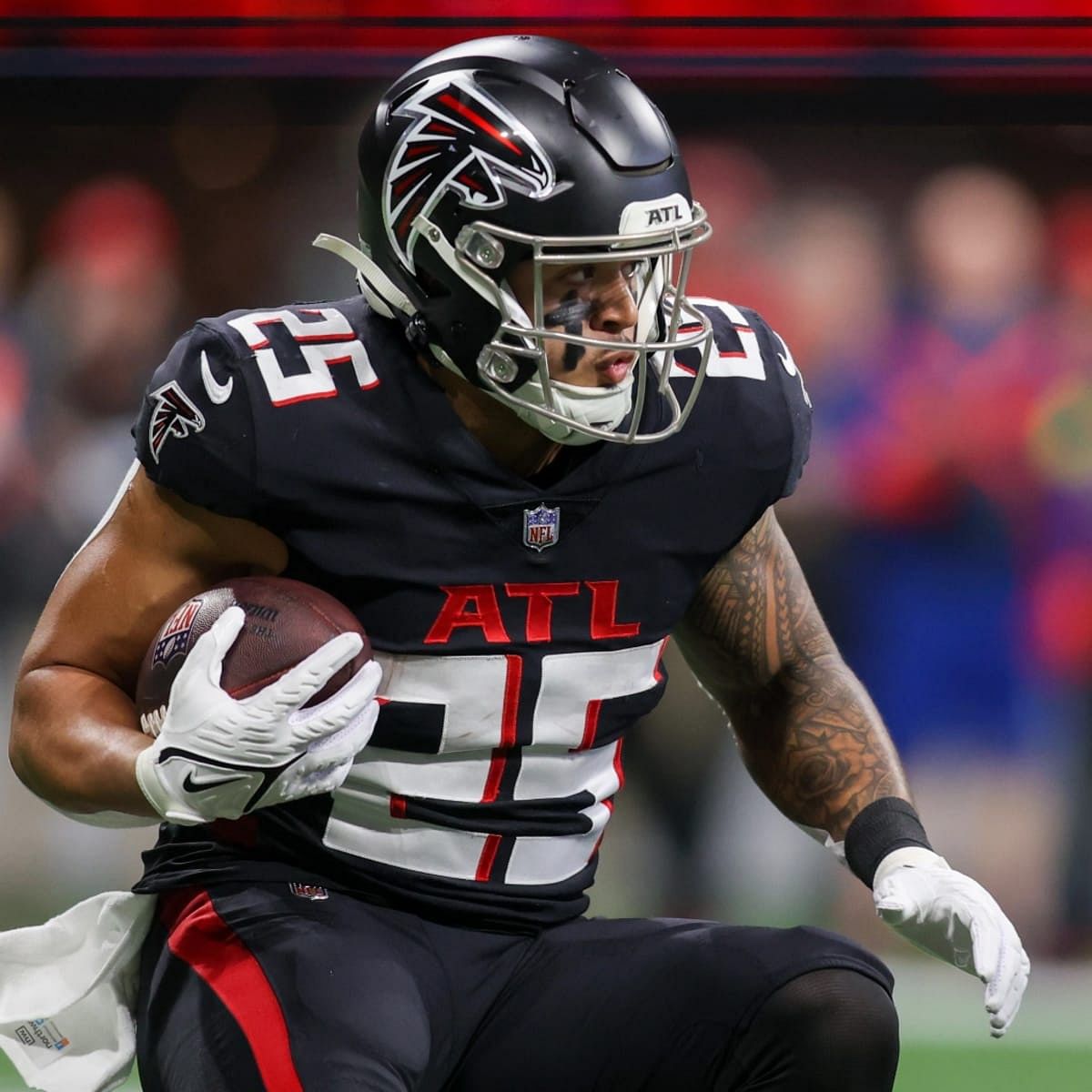 3 moves the Atlanta Falcons should make after Day 1 of free agency