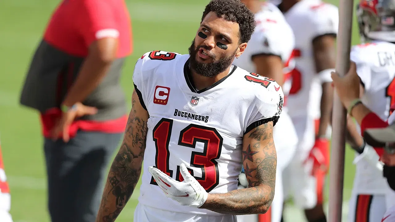 Mike Evans won't commit to staying with Bucs if deadline isn't met, National Sports