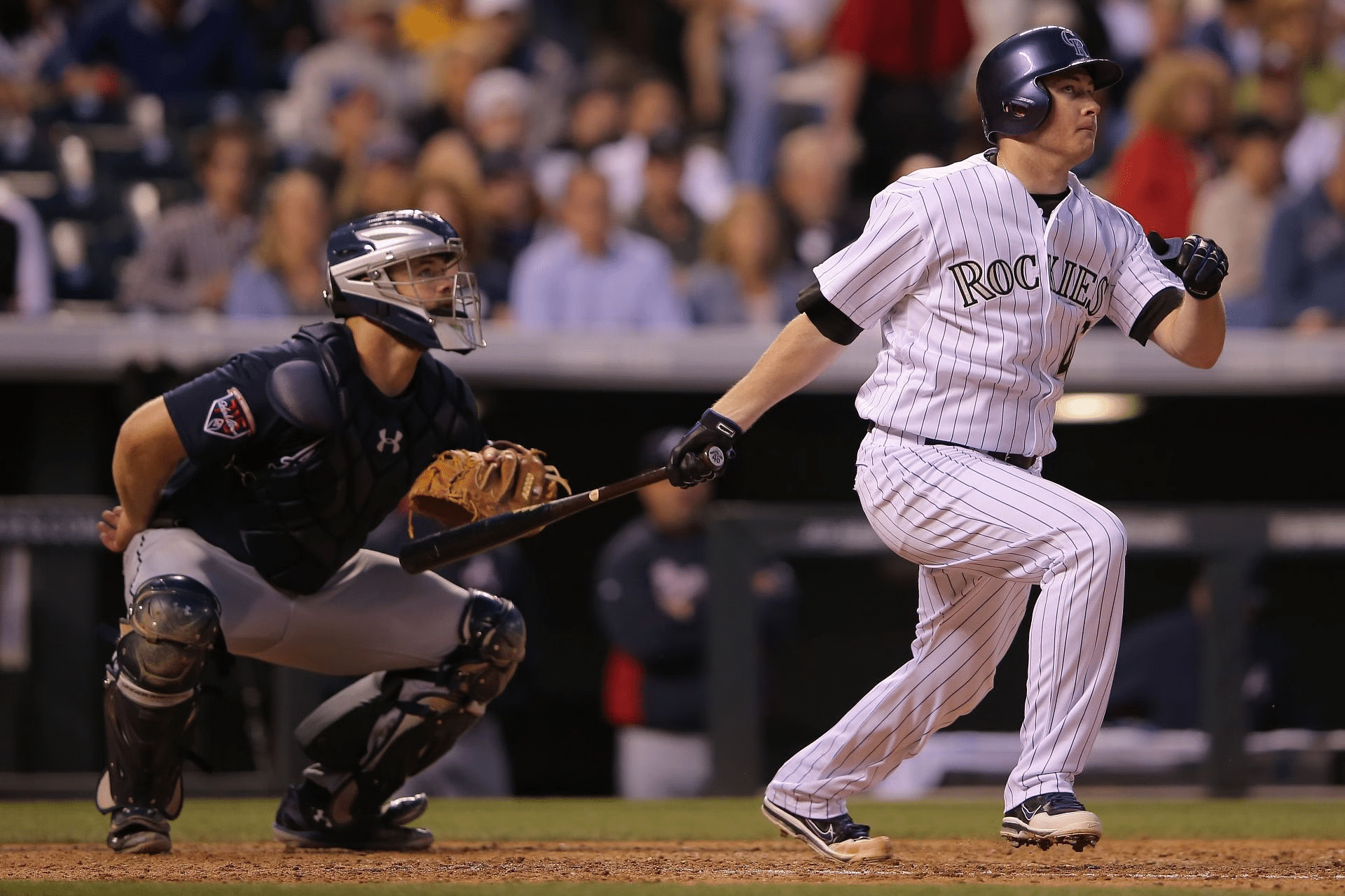 Evan Gattis denies the use of buzzers by Jose Altuve during