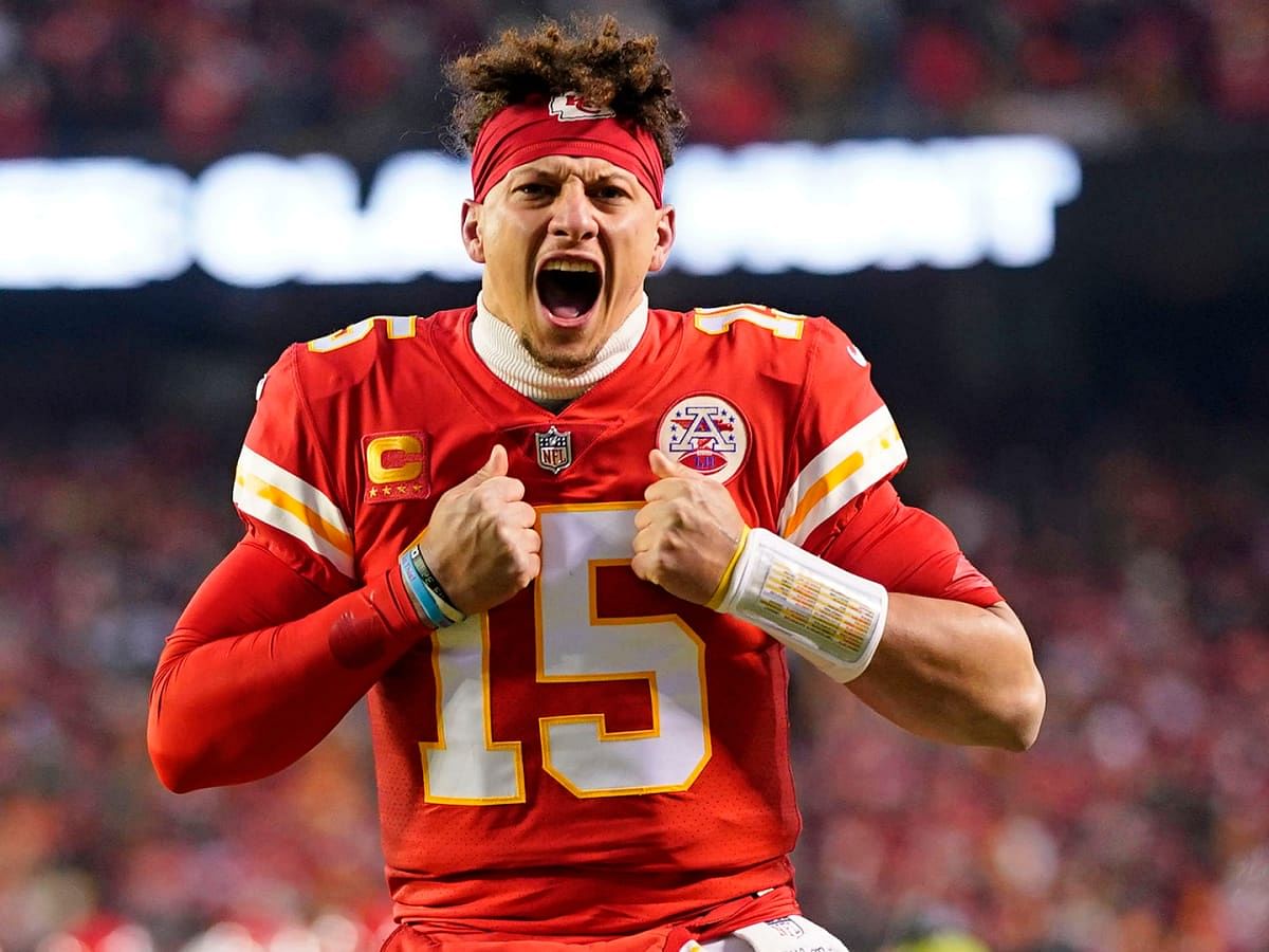 Patrick Mahomes: The Chicago Bears legendary quarterback that never was