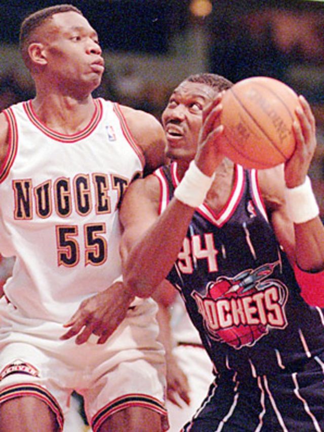 5 Players With Most Blocks in an NBA Playoffs Campaign Sportskeeda