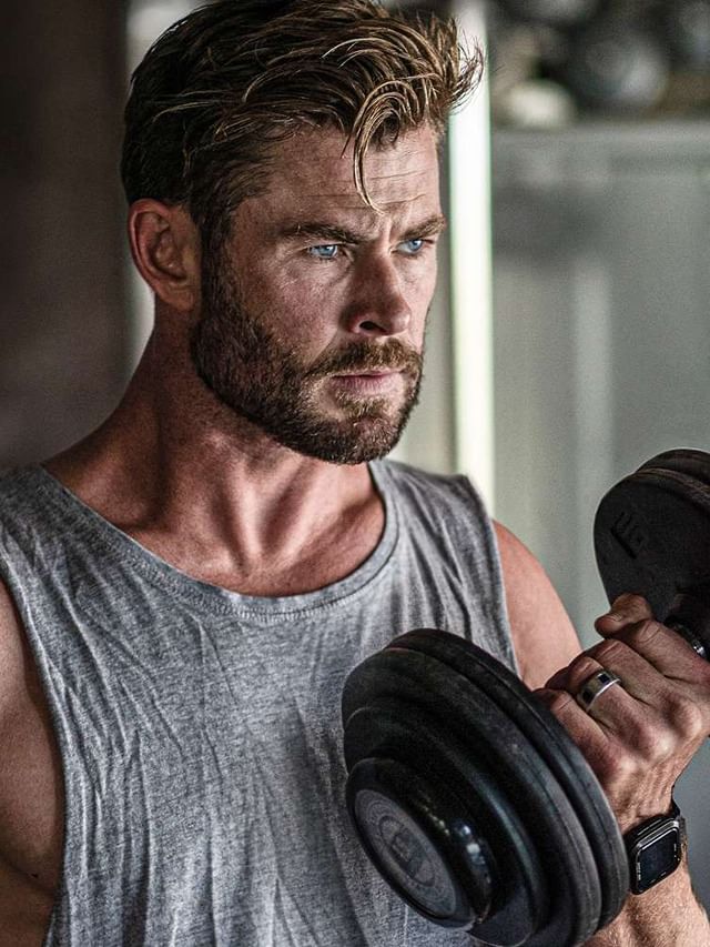 Chris Hemsworth's Jet LagBeating Exercise Regimen Sportskeeda Stories
