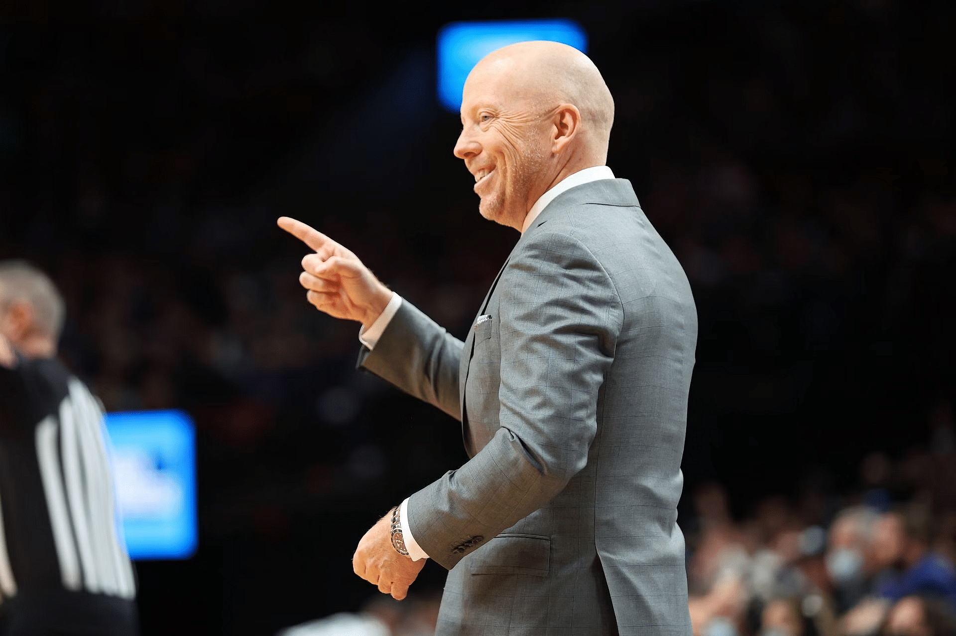 Elite 2023 forward Devin Williams commits to UCLA, Mick Cronin