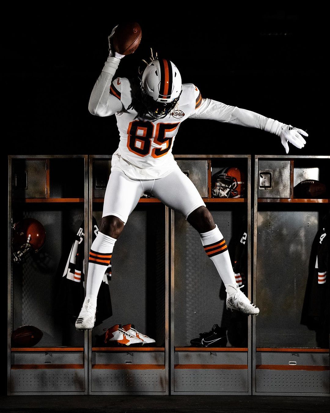 Cleveland Browns' 1946 Throwback Jersey Leaks On