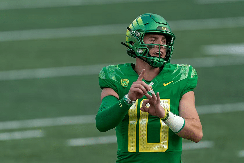 What Year is Bo Nix in College? A Dive into His Transfer to Oregon and  Collegiate Career