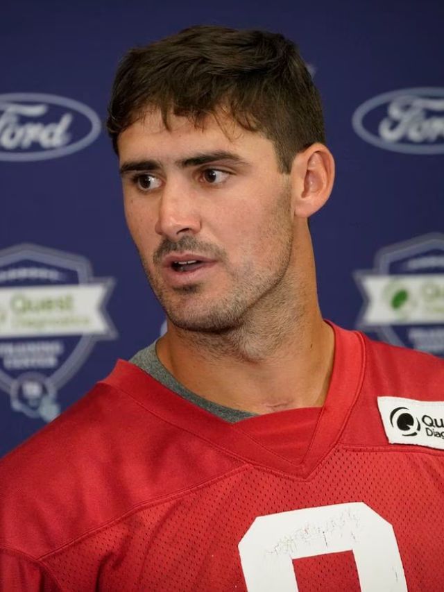 Daniel Jones suffered Torn ACL Sportskeeda Stories