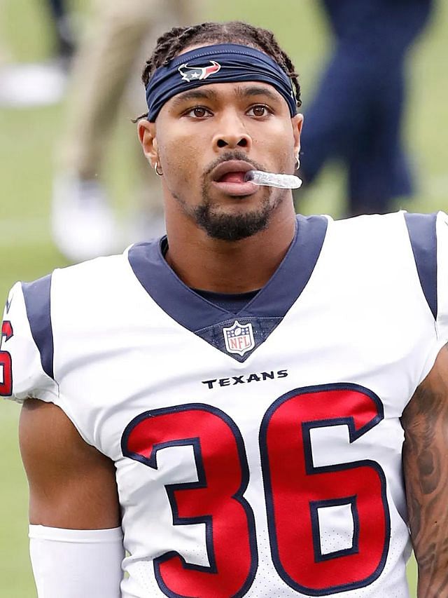 Jonathan Owens net worth 2023 Sportskeeda Stories
